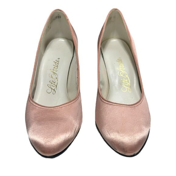 1980’s Vintage Life Stride Light Pink Heels Cute Almond Closed Toe Heels Barbie - Picture 3 of 14